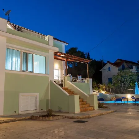 Bee's Knees Retreat Villa Pesadha