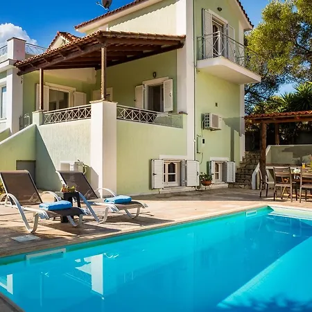 Bee's Knees Retreat Villa Pesadha
