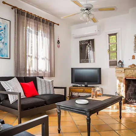 Bee's Knees Retreat * Песада