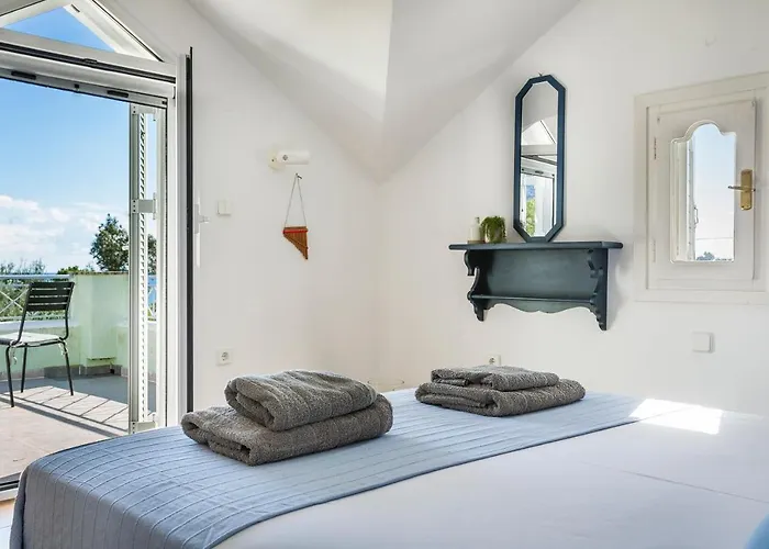 فيلة Bee's Knees Retreat Pesádha